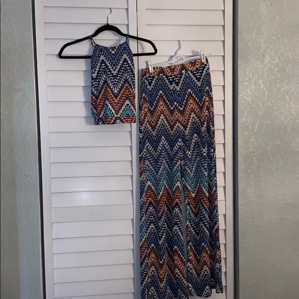 TWO PIECE SET